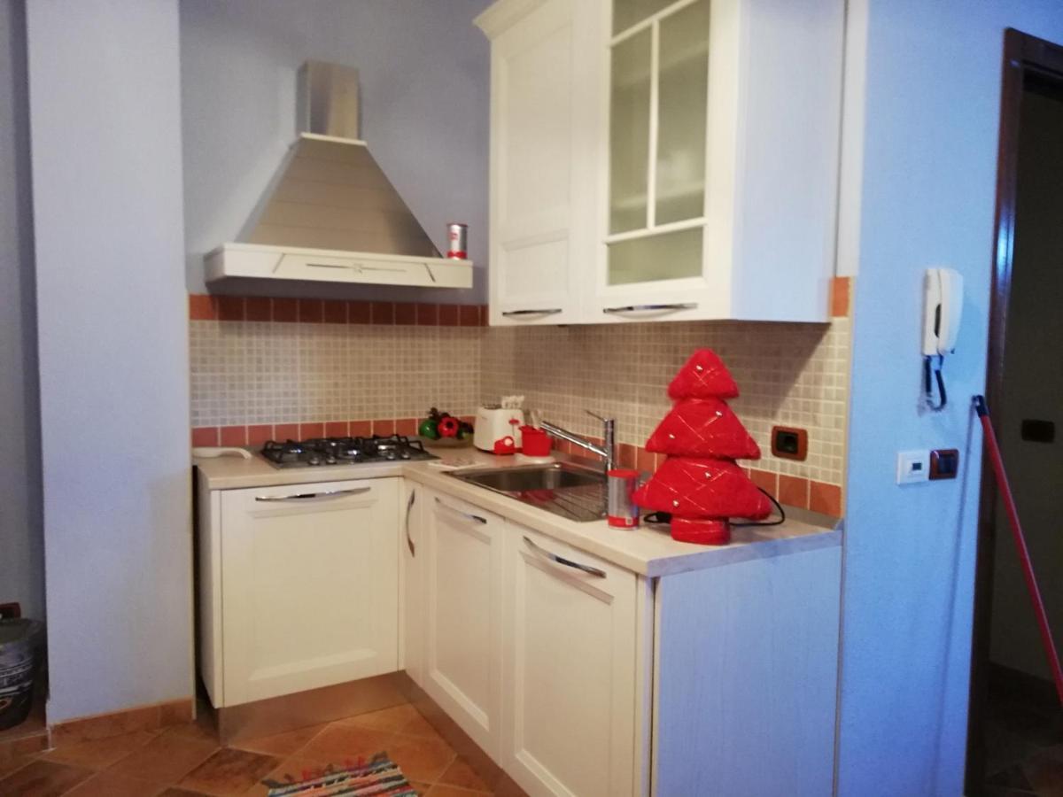 Agrifoglio B&B Con Giardino 아리초 외부 사진